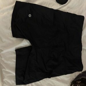 Lululemon shorts adjustable